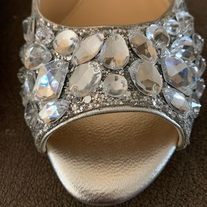 Jewel Badgley Mischka Flat Wedding Shoes Size 8.5
